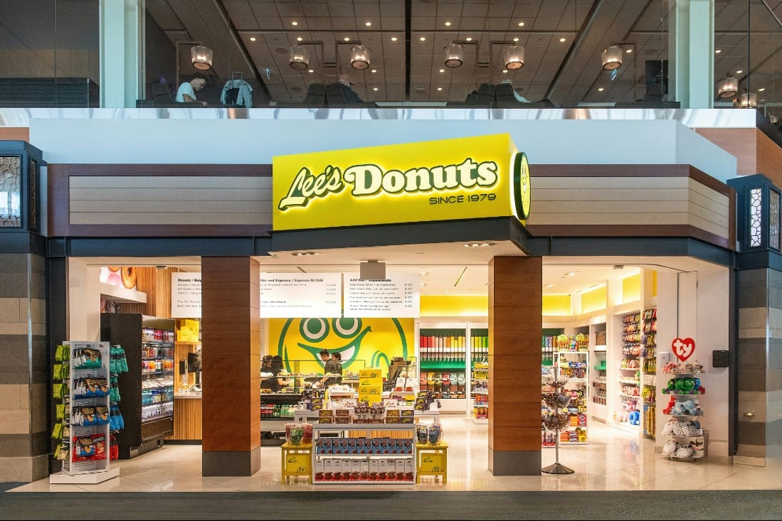 The front entrance to Lee's Donuts at Vancouver International Airport